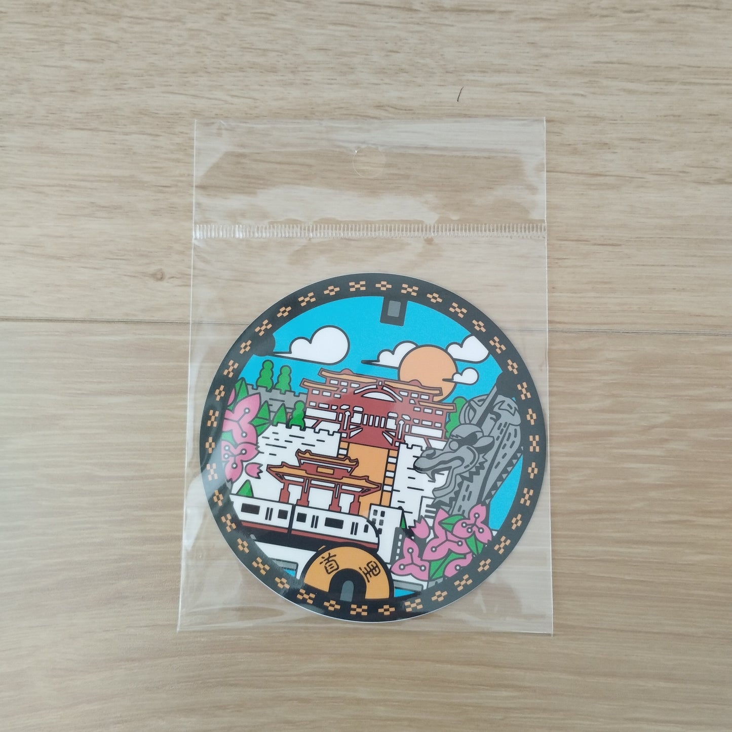 ステッカー 首里マンホール Rサイズ