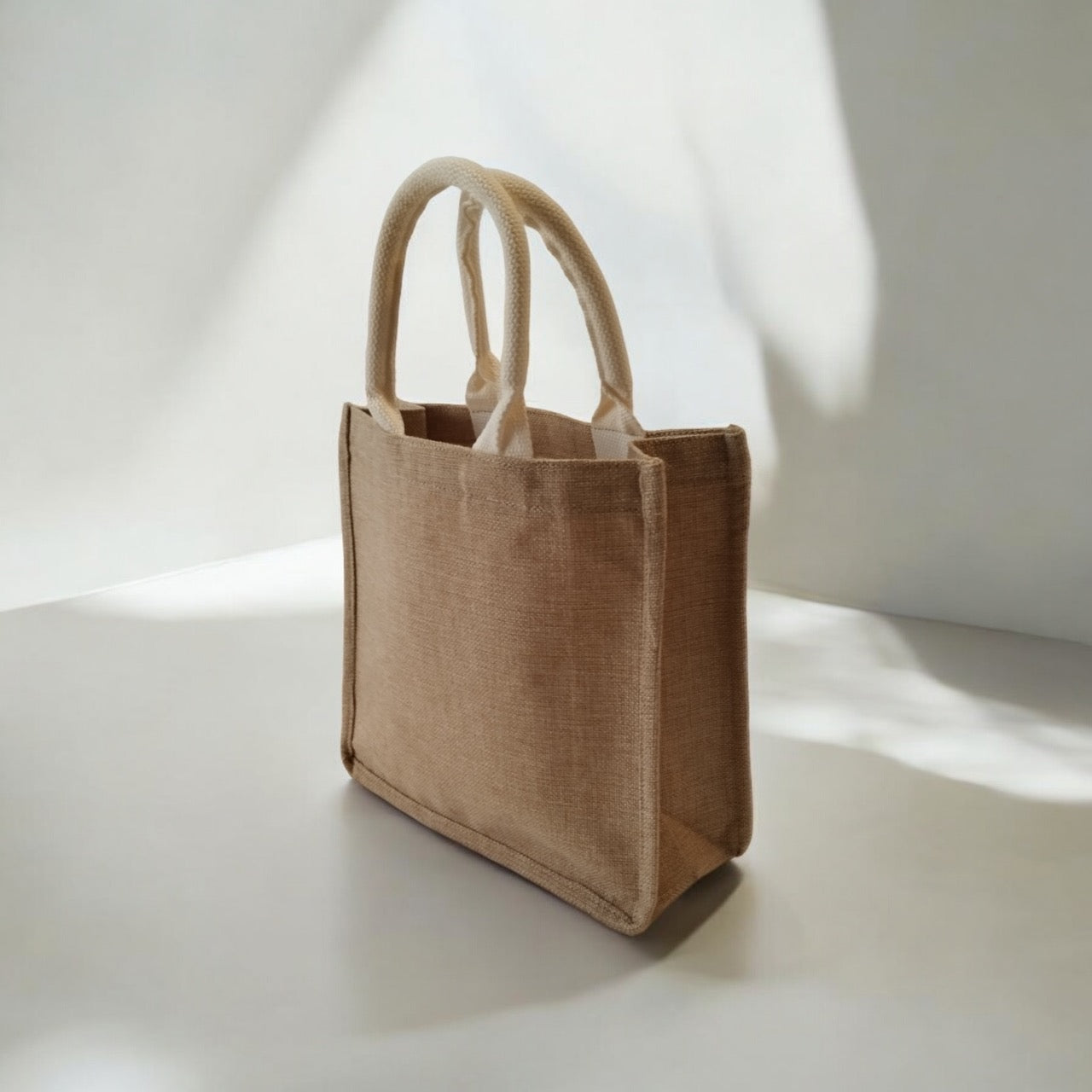 ジュートバック - アメリカンビレッジ