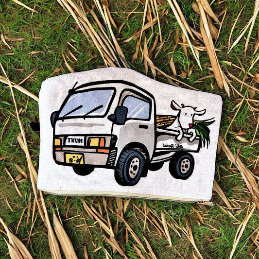 ポーチ 軽トラとヤギ